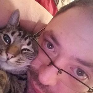 Meet your Posher, Lewis